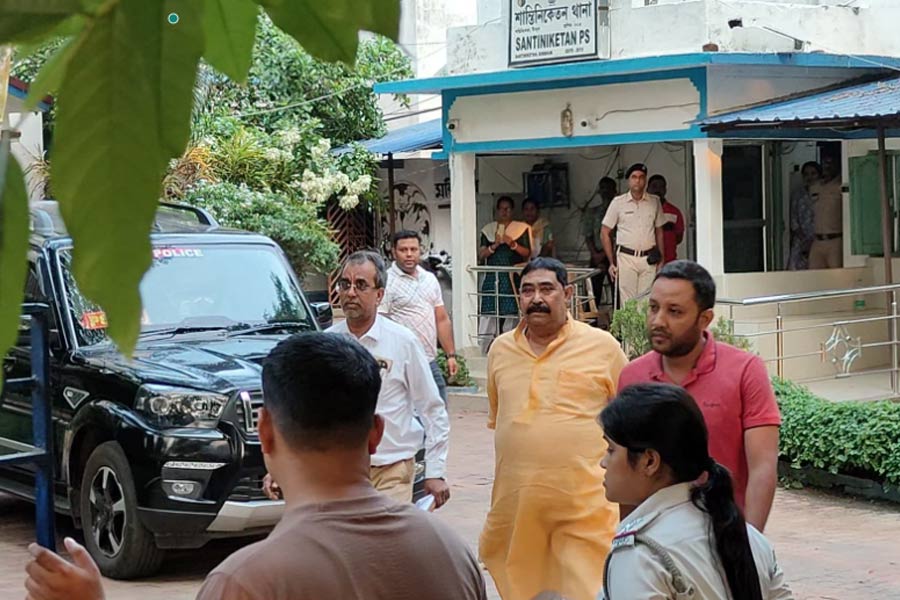 Anubrata Mondal questioned for two hours in SDPO office, Bolpur