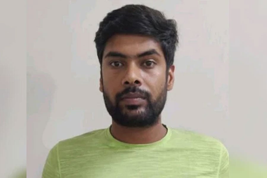 One Navy HQ Staffer Arrested For Spying For Pakistan