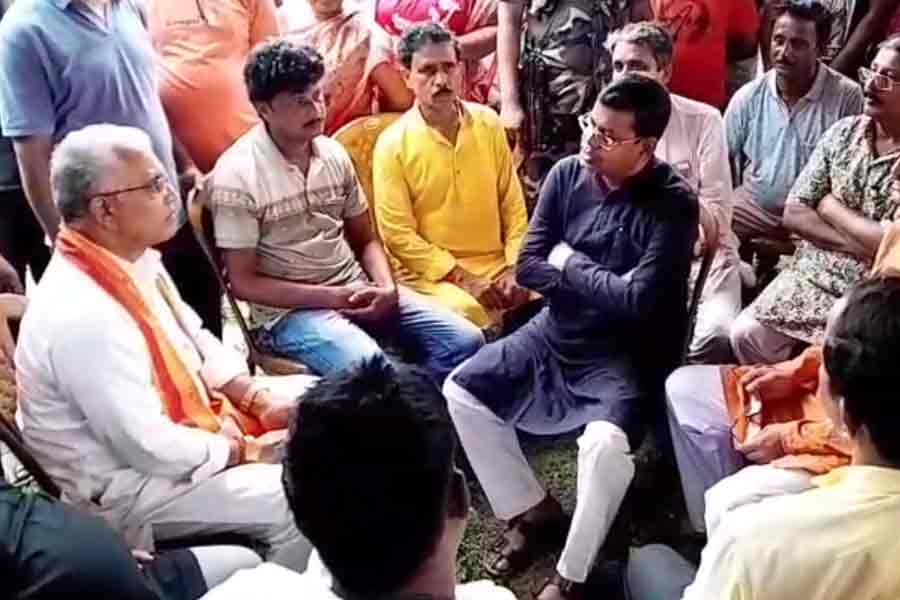 Dilip Ghosh meets TMC leader in Suvendu Adhikari's Area