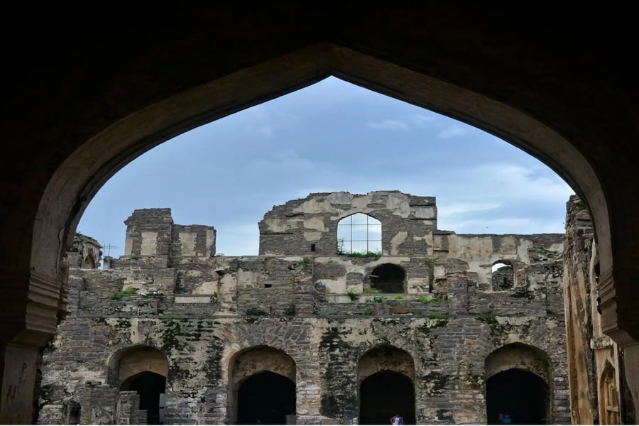 Know about these 5 haunted places in India.