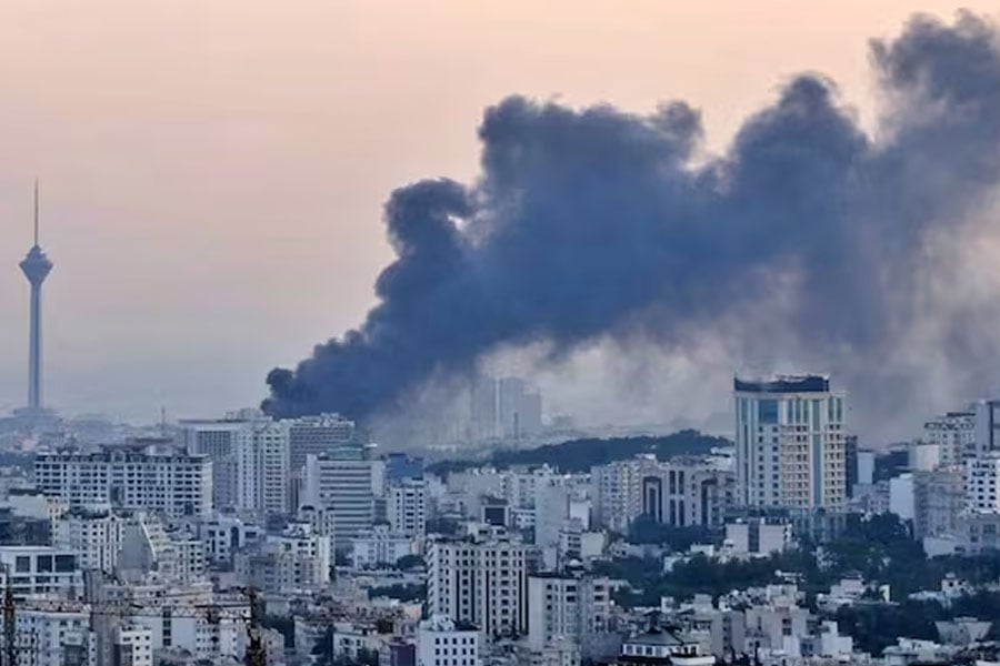 Iran hangs 3 'Israeli spies' and arrests 700 others day after USA brokered ceasefire