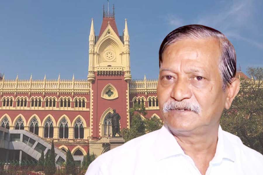 Calcutta HC Grants Bail to Kalighater Kaku for Wife’s Death Anniversary