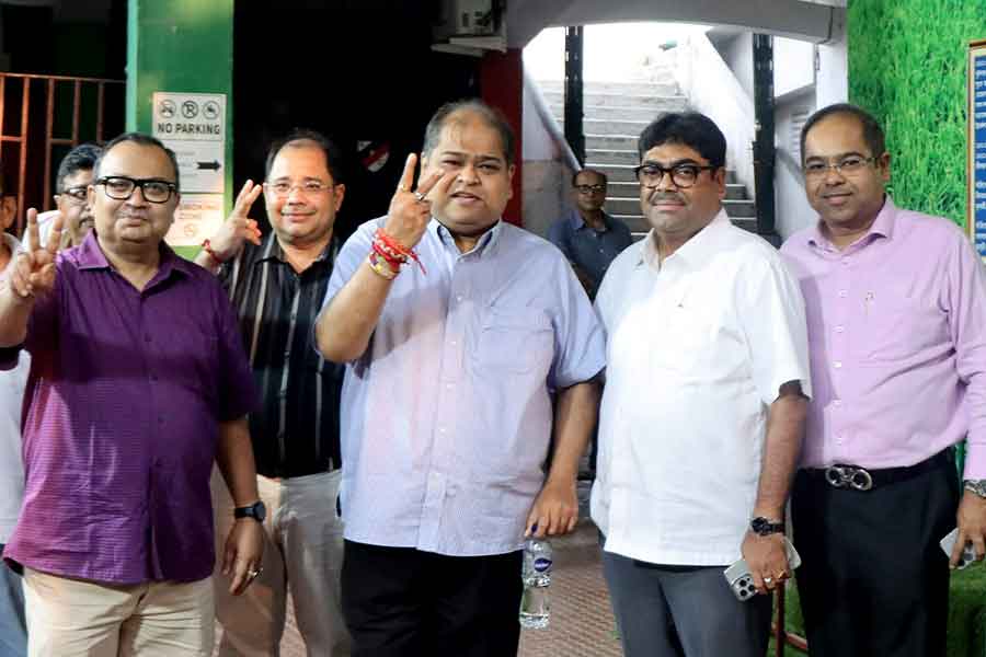 Srinjoy Bose announced vice-presidents list of Mohun Bagan