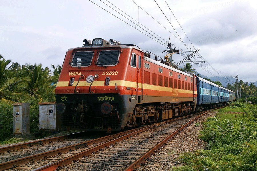 Indian Railways To Install CCTV Cameras Near Doors in 74,000 Coaches