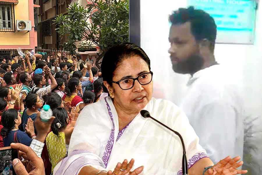 SSC snubbed untainted teachers want to meet CM Mamata Banerjee