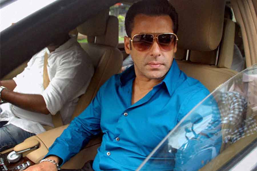Amid death threats Salman Khan adds a bulletproof luxury car to his collection