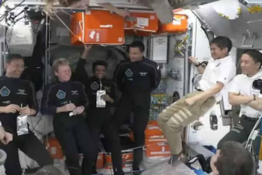 Shubhanshu Shukla having dinner space station