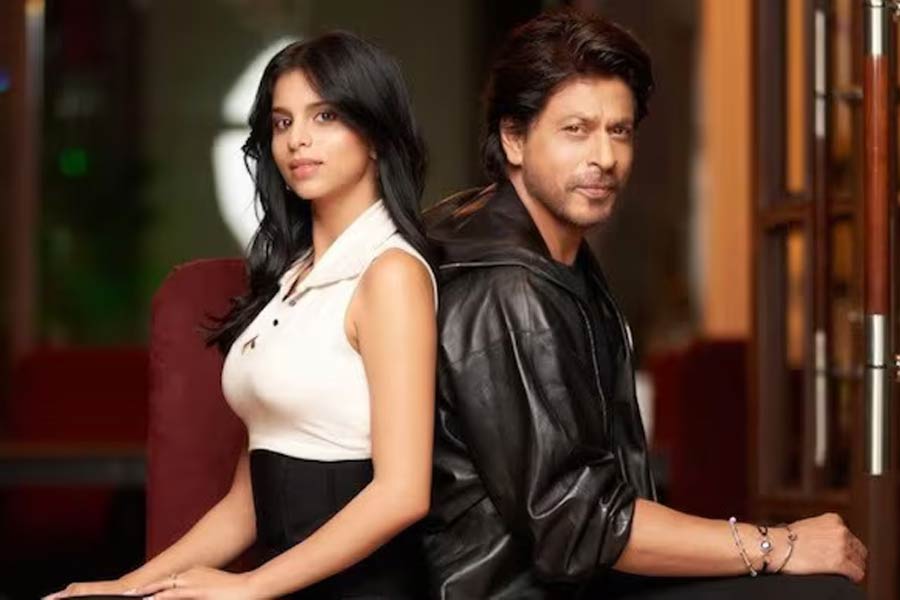 Shah Rukh Khan cheers for daughter Suhana Khan’s ad shoot