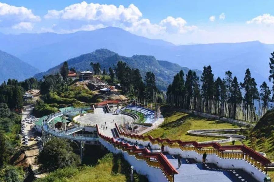 Kolkata tourist died in West Sikkim after fall ill during the tour