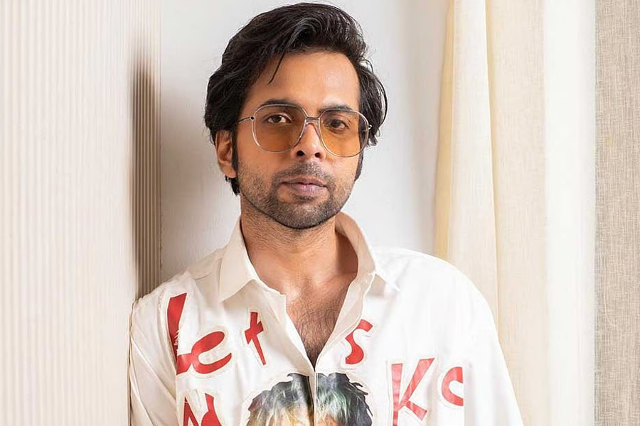 actor Abhishek Banerjee in bengali action drama