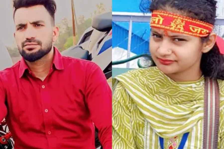 Man Wearing Burqa Enters Delhi Teen's Home, Allegedly Pushed Her From 5th Floor