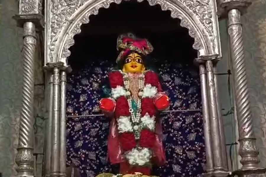 Chaitanyadev worshipped in Jamai Shasthi, huge devotees gathered Nabadwip