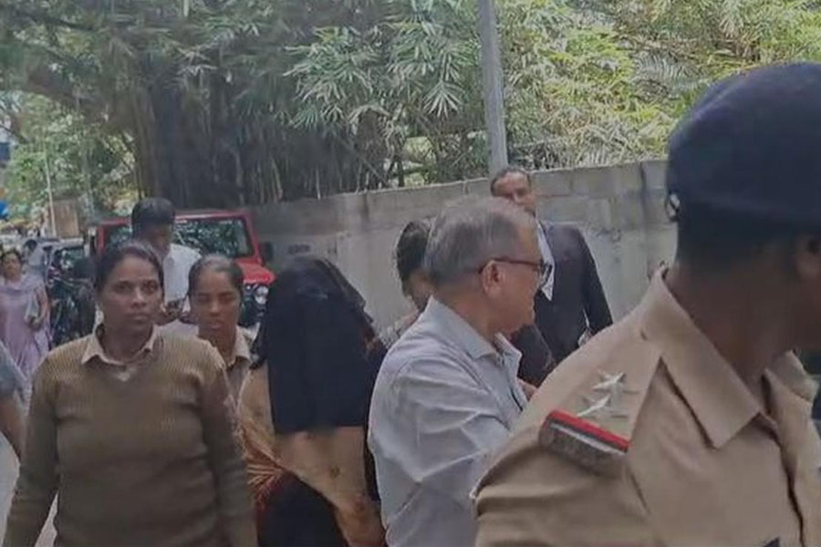 Gujarat police arrests a suspected terrorist from Bengaluru