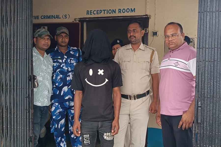 Birbhum News: Youth allegedly arrests for killing his girlfriend