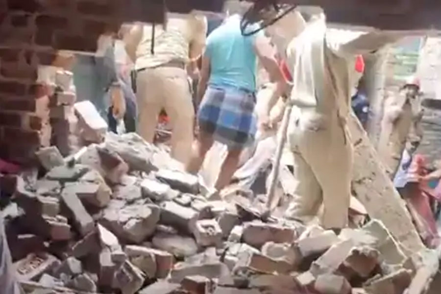Four-storey building collapses in Delhi