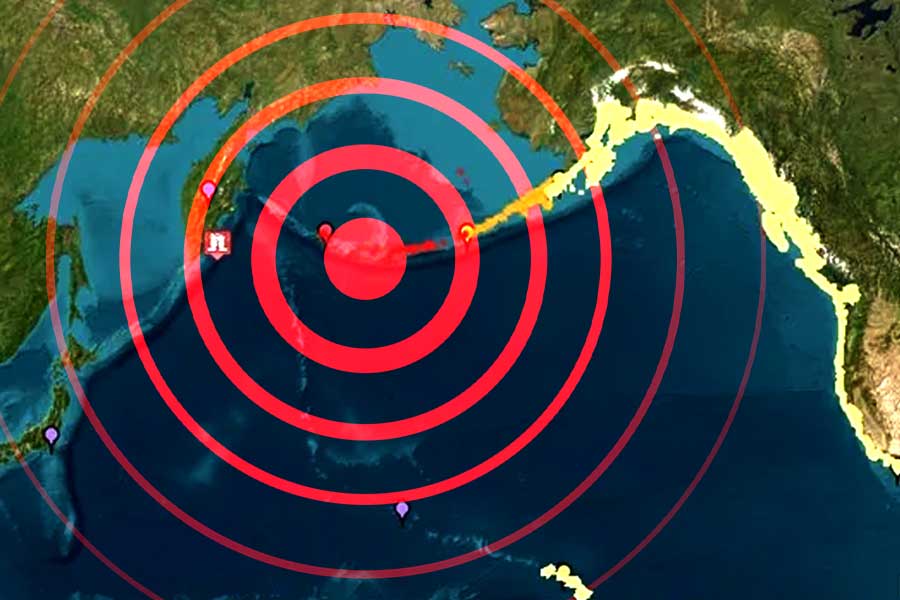 Tsunami alerts for Russia, Japan after 8.7 quake off Russian far east