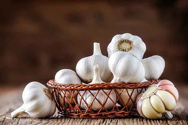 how to use garlic for hair growth
