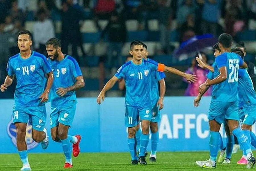 Who will be the next coach of Manolo in the India Football team? Two Indians are ahead in this race