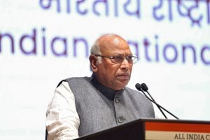 Mallikarjun Kharge admitted to hospital in Bengaluru