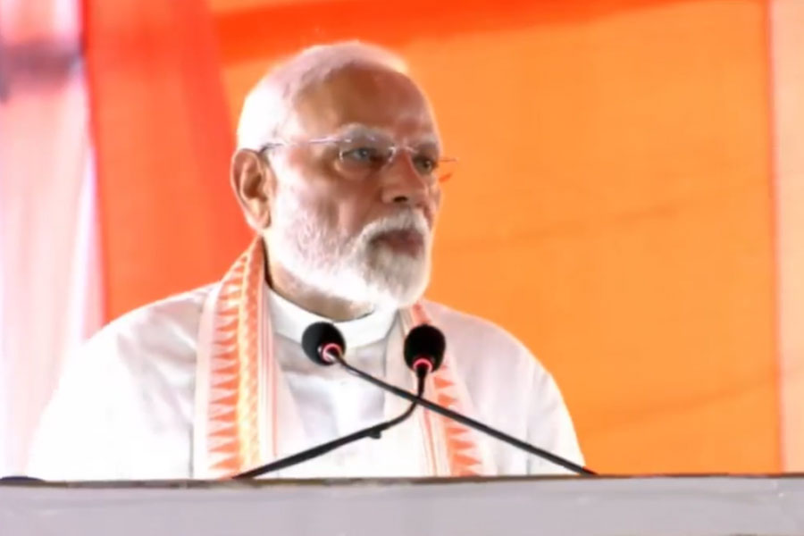 PM Modi Live: PM modi slams TMC