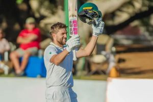 South Africa captain Wiian Mulder hits record breaking Triple Hundred but declare before crossing Brian Lara's 400 run