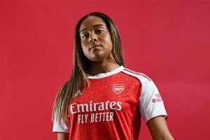 Olivia Smith signs for Arsenal in world record women's football deal from Liverpool