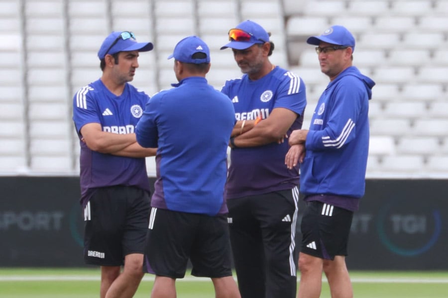 India Cricket Team Asked To Stay Indoors After Suspicious Parcel Found In Birmingham