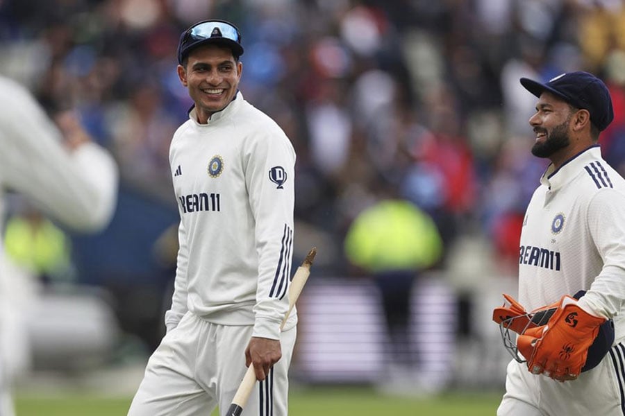 India records its biggest Test match win away