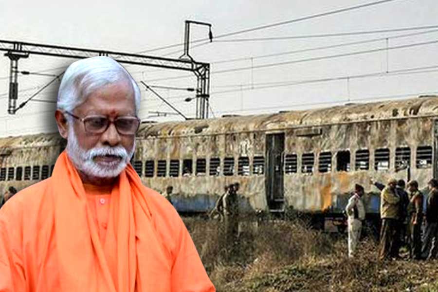 How was Nabakumar alias Swami Aseemanand in eyes of his teacher