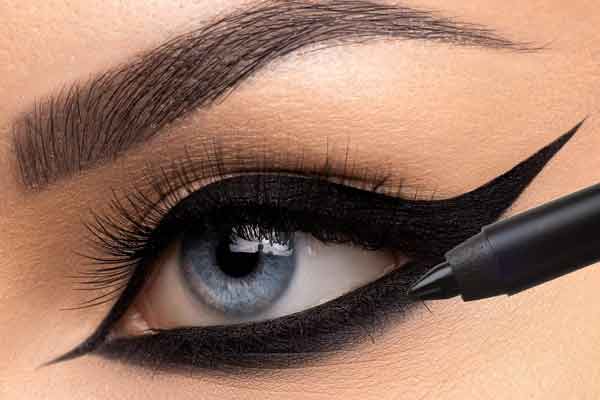 eyeliner