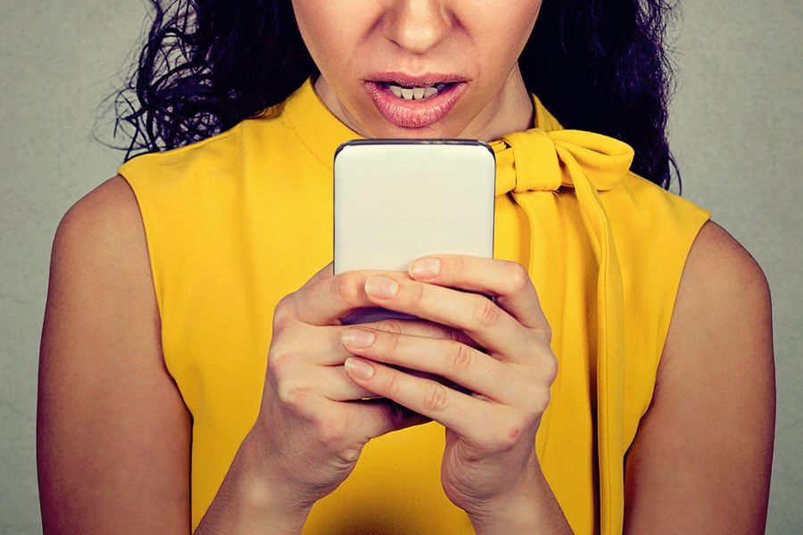 Offbeat News: Young woman criticized her boss to her friend and accidentally sent the screenshot to the office group