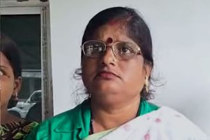 TMC expels leader who beaten CPM leader in Kharagpur