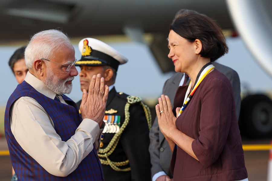 PM Narendra Modi's visits aim to strengthen trade ties with Britain