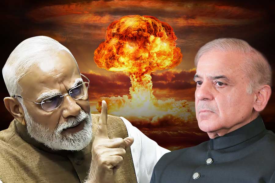 PM Narendra Modi attacks opposition at Lok Sabha