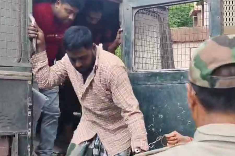Husband arrested in Nadia for murdering wife