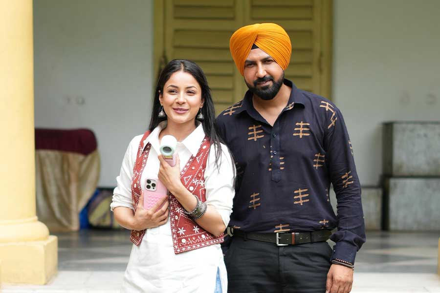 Shehnaaz Gill share her emotions about kolkata during singh vs kaur 2 shooting