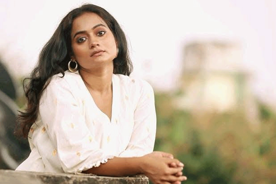 satakshi nandy about her first film kalponik release postponed