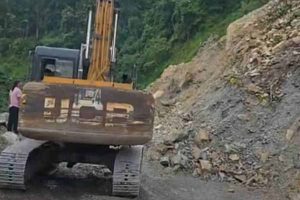 National Highway No. 10 closed, heavy traffic jam on Kalimpong-Sikkim journey from Siliguri