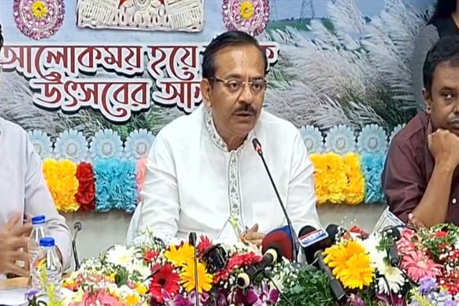 Durga Puja 2025 minister aroop biswas take steps for electricity