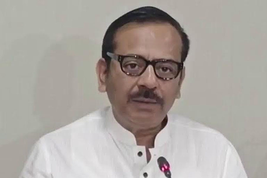 WB sports minister opens up on neglecting bengalis in India football team