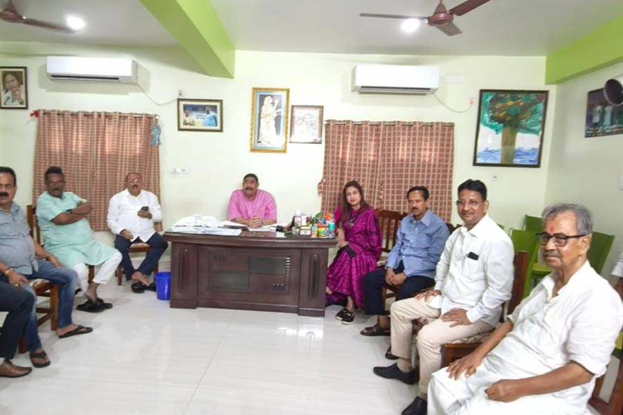 Anubrata Mondal calls TMC Core committee meeting to organise protest rally against BJP