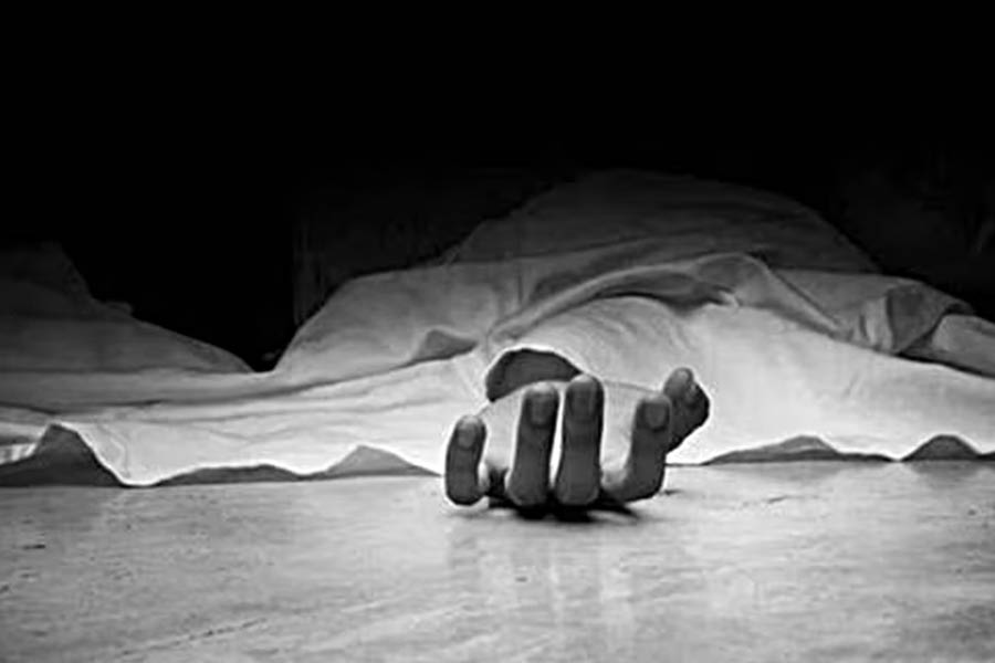 Attempt to murder wife and daughter, Husband killed himself in Nimta