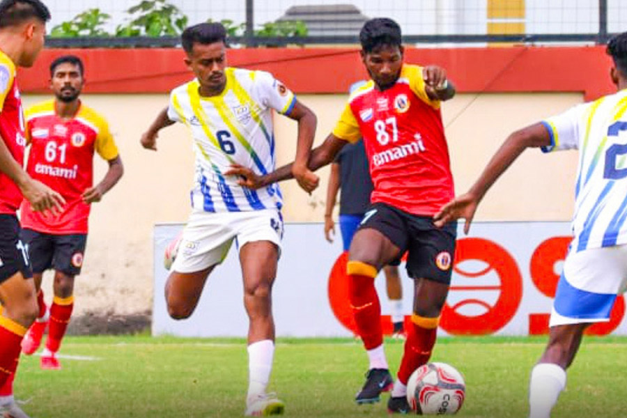 Calcutta Football League: East Bengal and Bhawanipur club wins by big margin