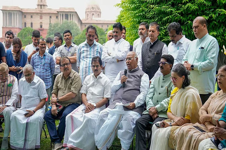 INDIA Block to meet on moday to decide vice president candidate