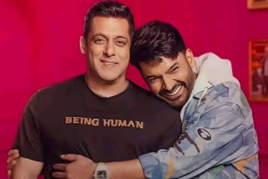 Kapil Sharma Cafe Firing: Harry Boxer Warns comedian Over Salman Khan Invite