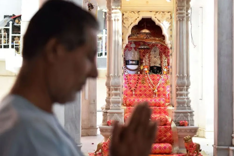 Kashmiri Pandit community reopens Sharada Bhawani Temple in Budgam