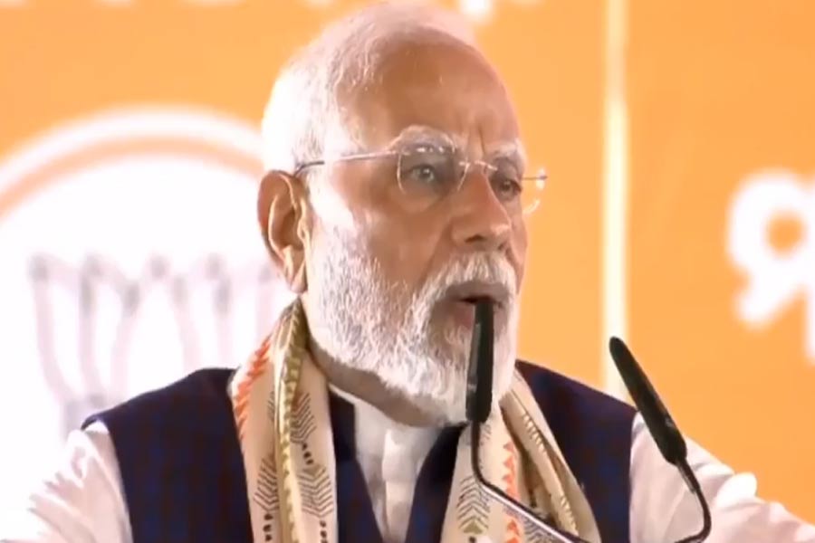 PM Modi In West Bengal Live Update: Narendra Modi talks about Intruder