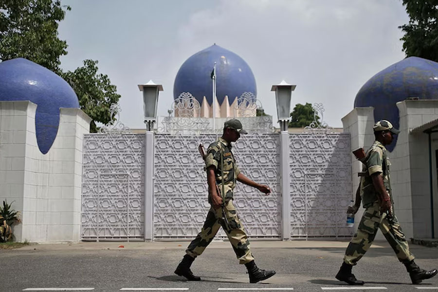Stung By Op Sindoor now Pakistan Blocks Water, Gas & Newspapers To Indian Diplomats