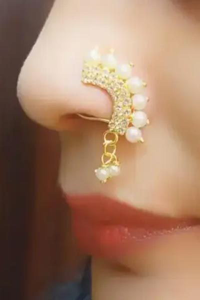 Pearl-Nose-Pin