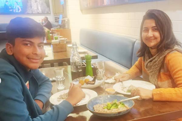 Rachna Banerjee shares Durga Pujo 2025 tips